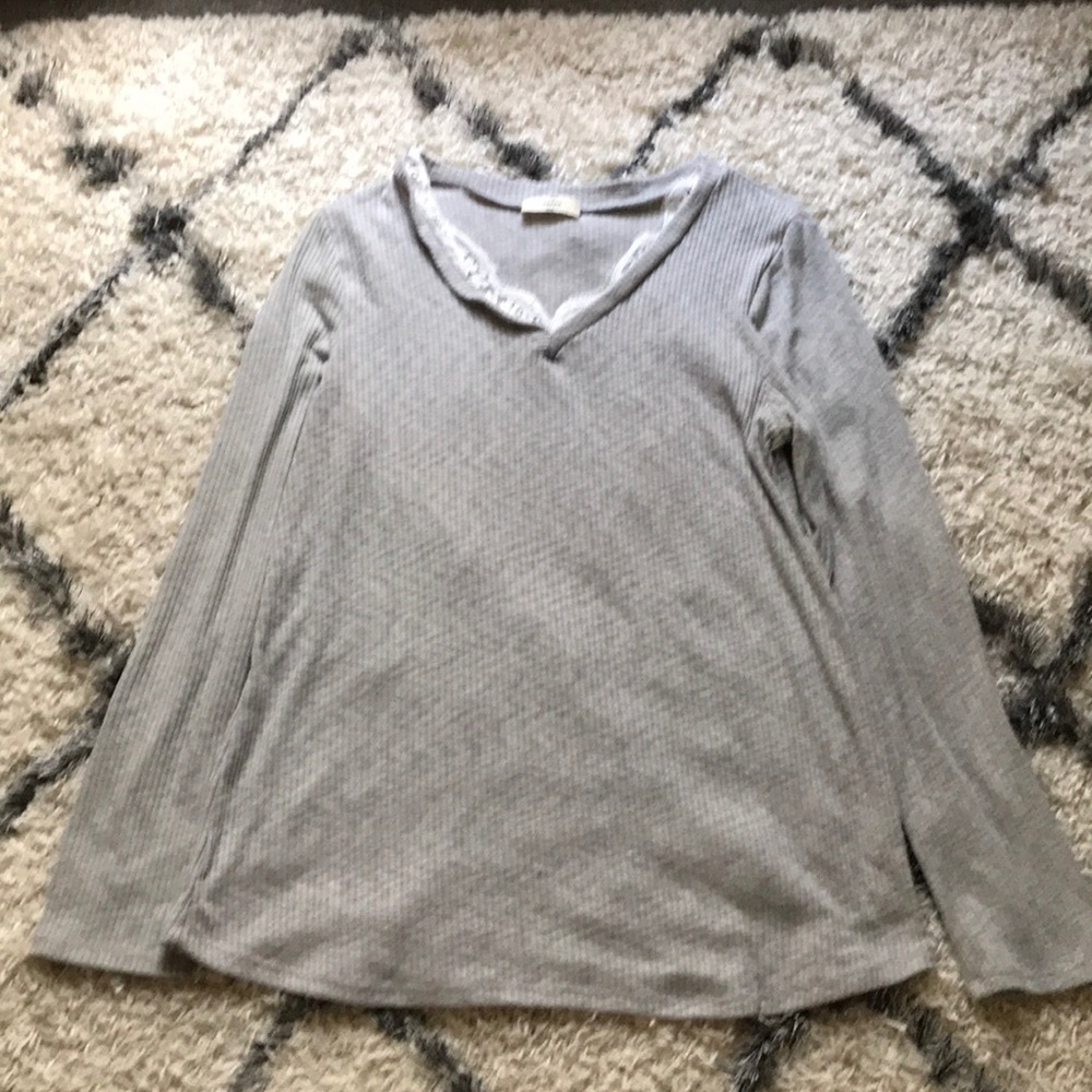 Gray thermal top